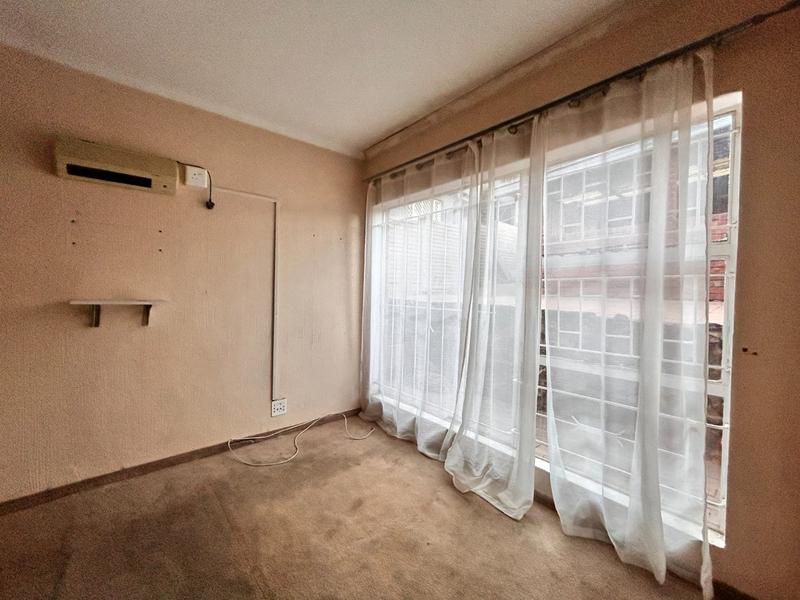 5 Bedroom Property for Sale in Erasmia Gauteng