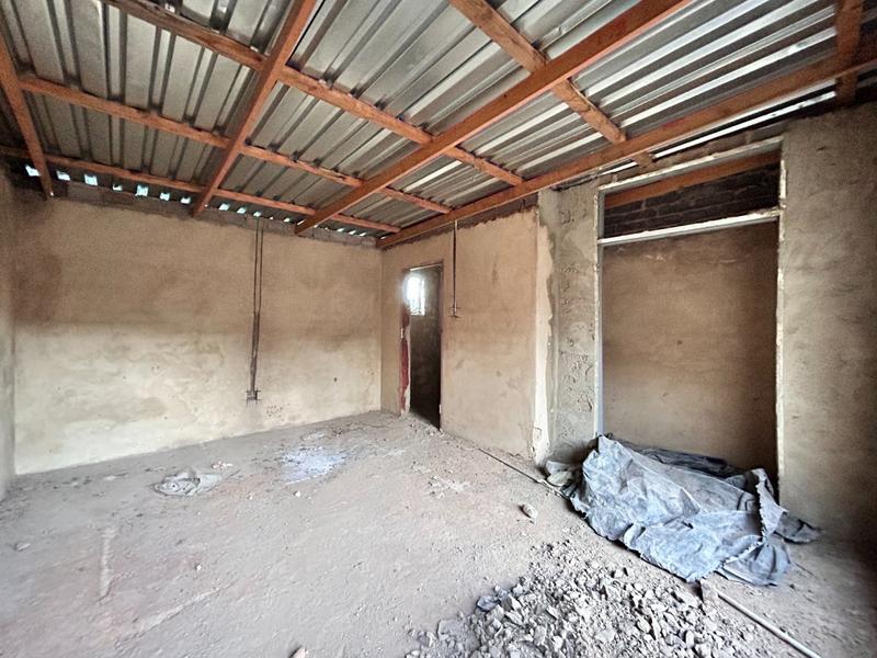 5 Bedroom Property for Sale in Erasmia Gauteng