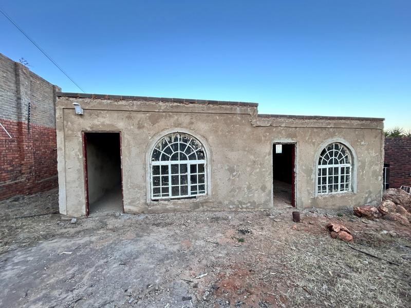 5 Bedroom Property for Sale in Erasmia Gauteng