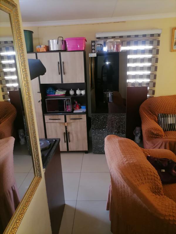 2 Bedroom Property for Sale in Protea Glen Gauteng
