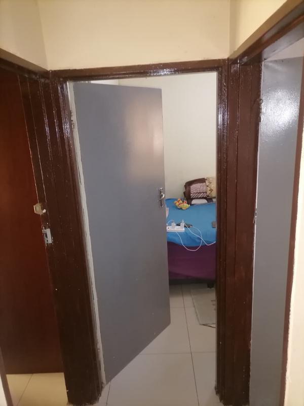2 Bedroom Property for Sale in Protea Glen Gauteng