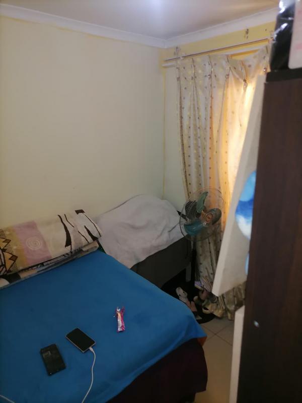 2 Bedroom Property for Sale in Protea Glen Gauteng
