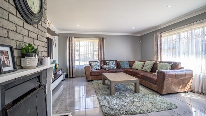 4 Bedroom Property for Sale in Sunward Park Gauteng