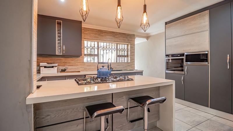 4 Bedroom Property for Sale in Sunward Park Gauteng