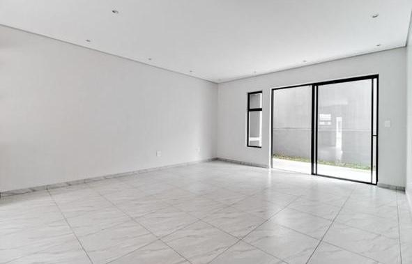 To Let 3 Bedroom Property for Rent in Rouxville Gauteng