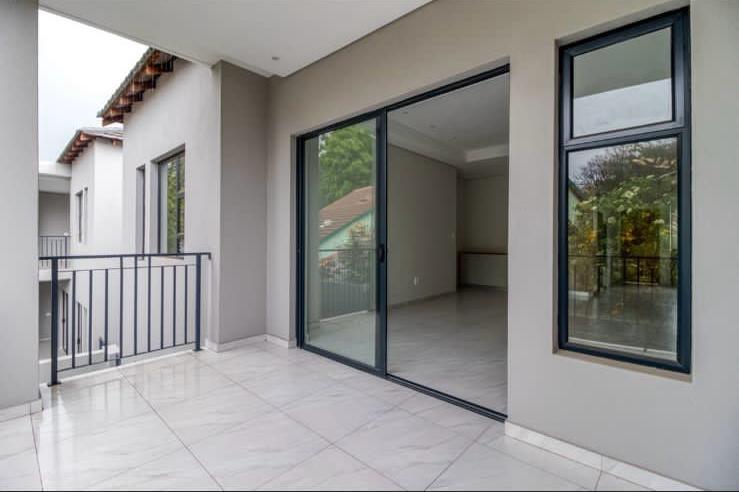 To Let 3 Bedroom Property for Rent in Rouxville Gauteng