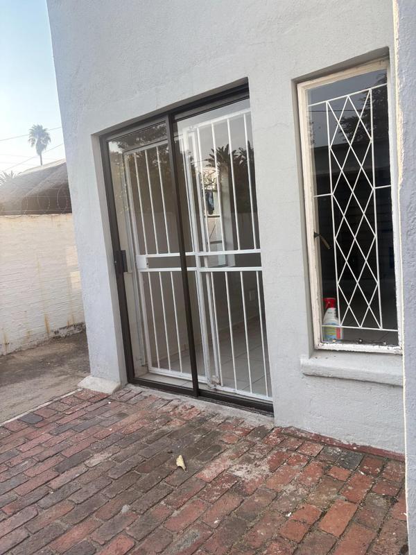 To Let 1 Bedroom Property for Rent in Sydenham Gauteng