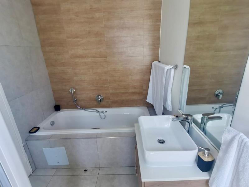 To Let 1 Bedroom Property for Rent in Modderfontein Gauteng
