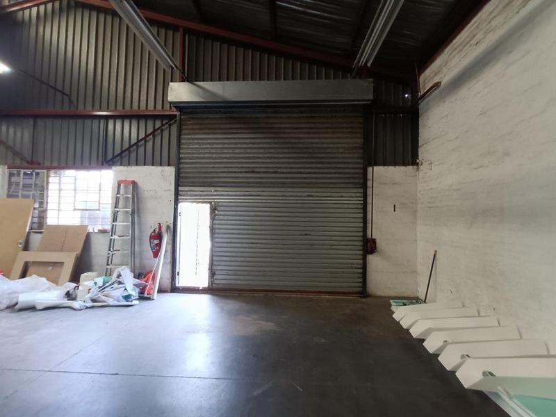To Let Commercial Property for Rent in Robertville Gauteng