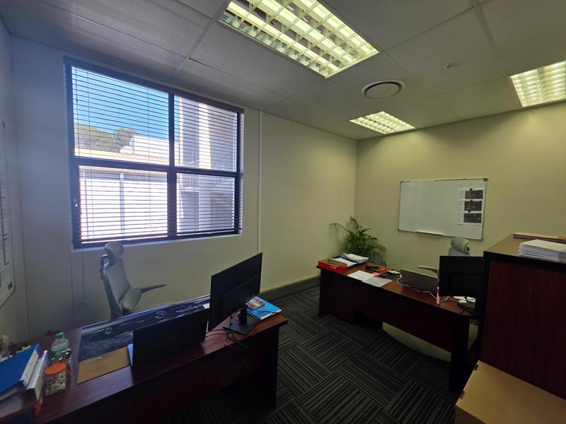 To Let Commercial Property for Rent in Shere Gauteng