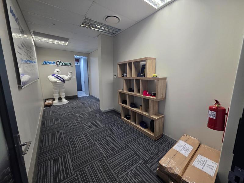 To Let Commercial Property for Rent in Shere Gauteng