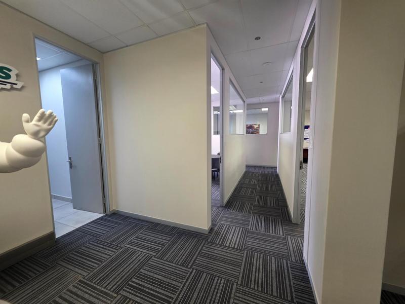 To Let Commercial Property for Rent in Shere Gauteng