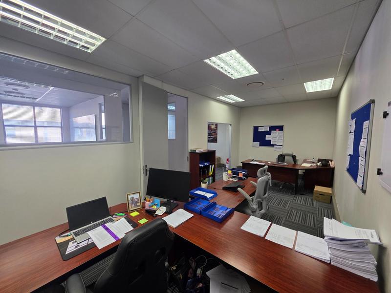 To Let Commercial Property for Rent in Shere Gauteng
