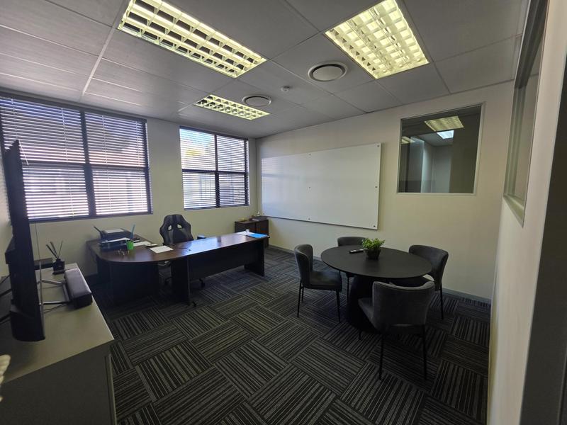 To Let Commercial Property for Rent in Shere Gauteng