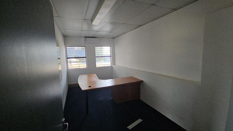 To Let Commercial Property for Rent in Randjespark Gauteng
