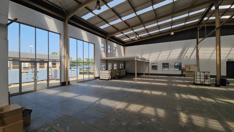 To Let Commercial Property for Rent in Randjespark Gauteng