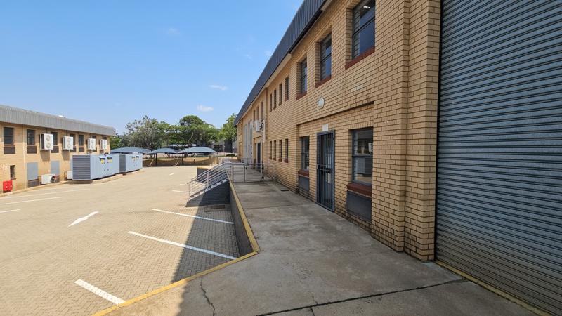 To Let Commercial Property for Rent in Randjespark Gauteng
