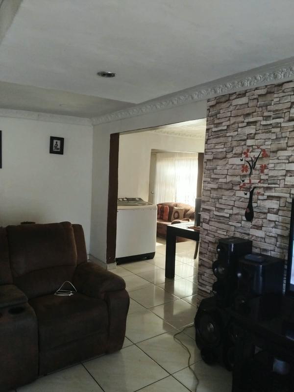 4 Bedroom Property for Sale in Vosloorus Gauteng