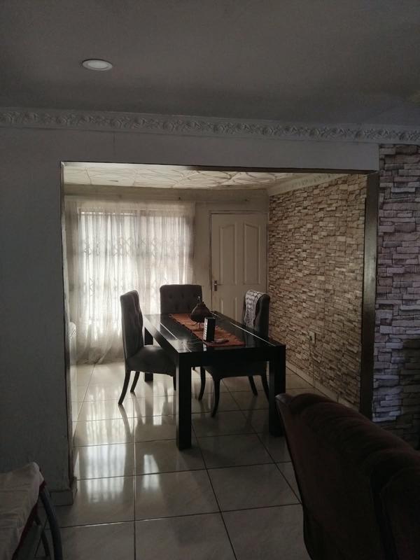 4 Bedroom Property for Sale in Vosloorus Gauteng