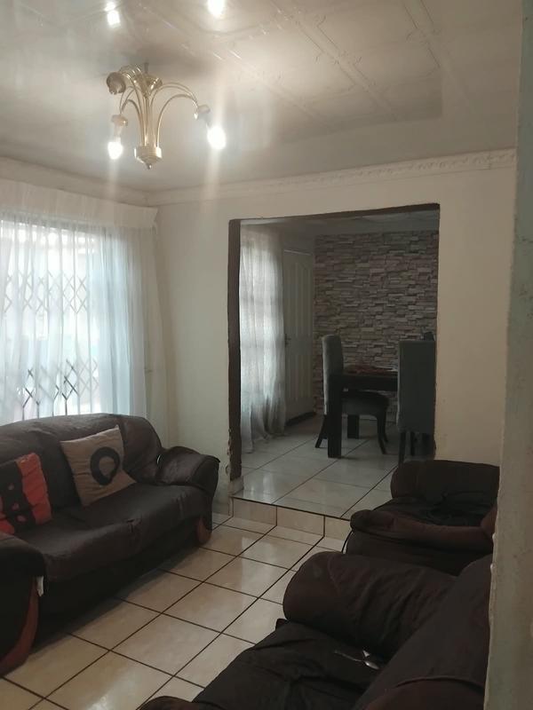 4 Bedroom Property for Sale in Vosloorus Gauteng