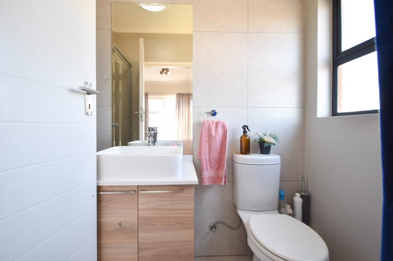 To Let 2 Bedroom Property for Rent in Golden Fields Estate Gauteng