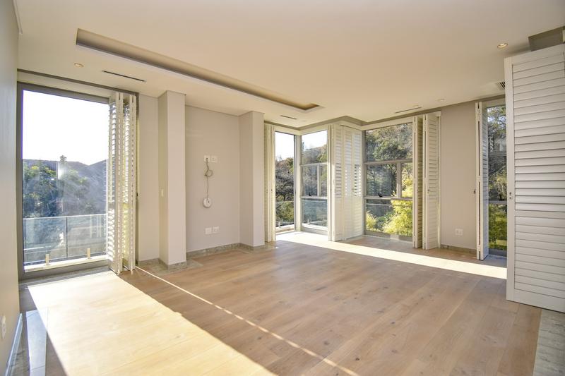 To Let 5 Bedroom Property for Rent in Hyde Park Gauteng