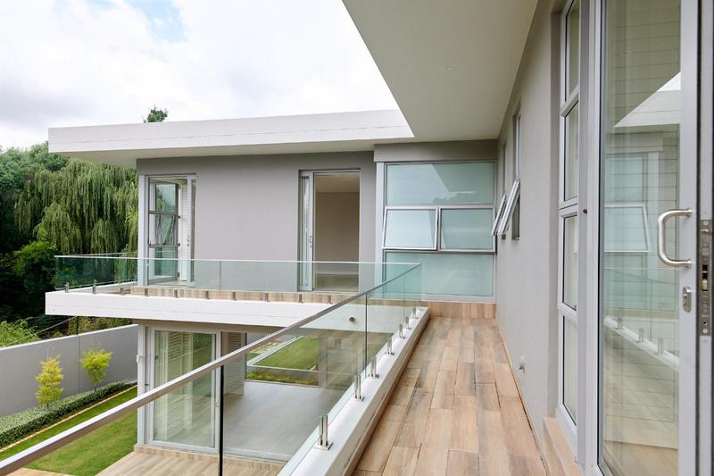 To Let 5 Bedroom Property for Rent in Hyde Park Gauteng
