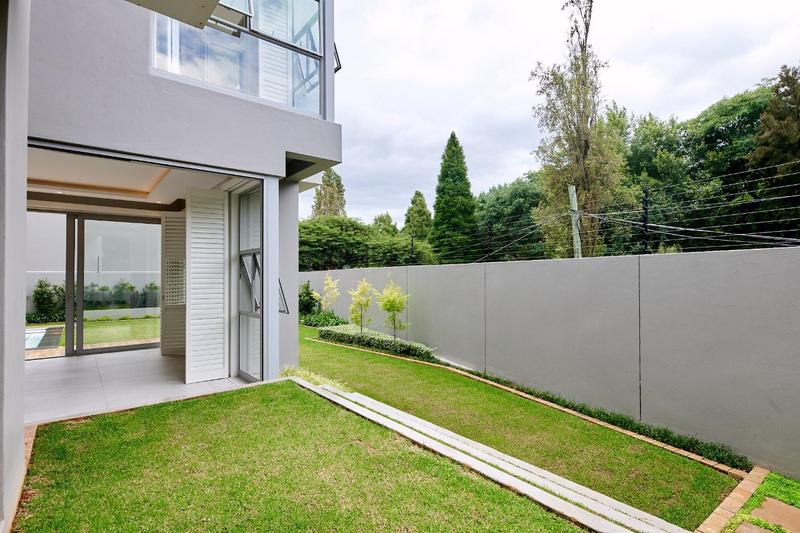 To Let 5 Bedroom Property for Rent in Hyde Park Gauteng
