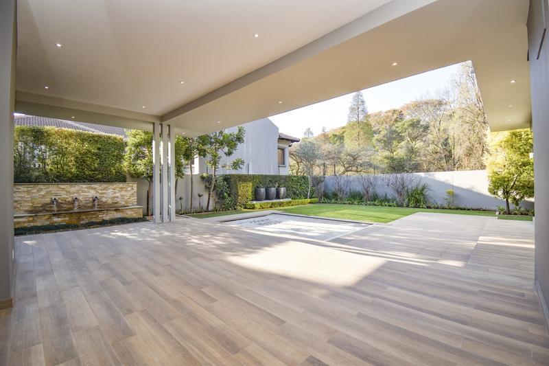 To Let 5 Bedroom Property for Rent in Hyde Park Gauteng