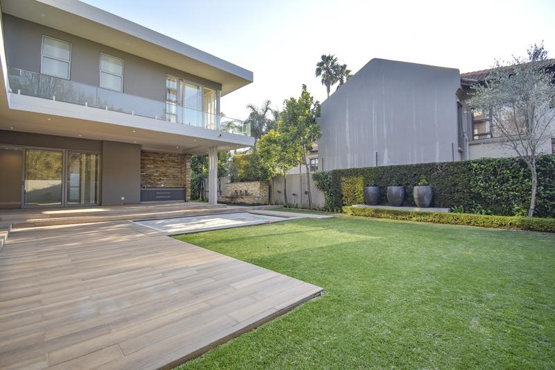 To Let 5 Bedroom Property for Rent in Hyde Park Gauteng