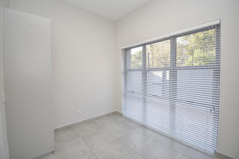 To Let 5 Bedroom Property for Rent in Hyde Park Gauteng