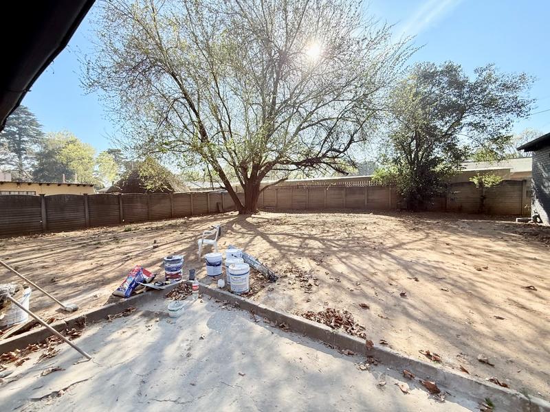 8 Bedroom Property for Sale in Vanderbijlpark Cw 6 Gauteng