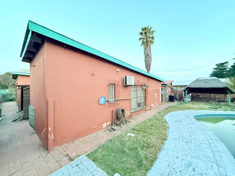 4 Bedroom Property for Sale in Vanderbijlpark SE 1 Gauteng