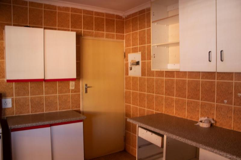3 Bedroom Property for Sale in Zakariyya Park Gauteng