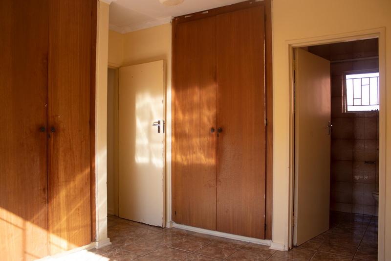 3 Bedroom Property for Sale in Zakariyya Park Gauteng