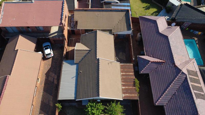 3 Bedroom Property for Sale in Zakariyya Park Gauteng