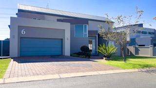 To Let 4 Bedroom Property for Rent in Midstream Estate Gauteng