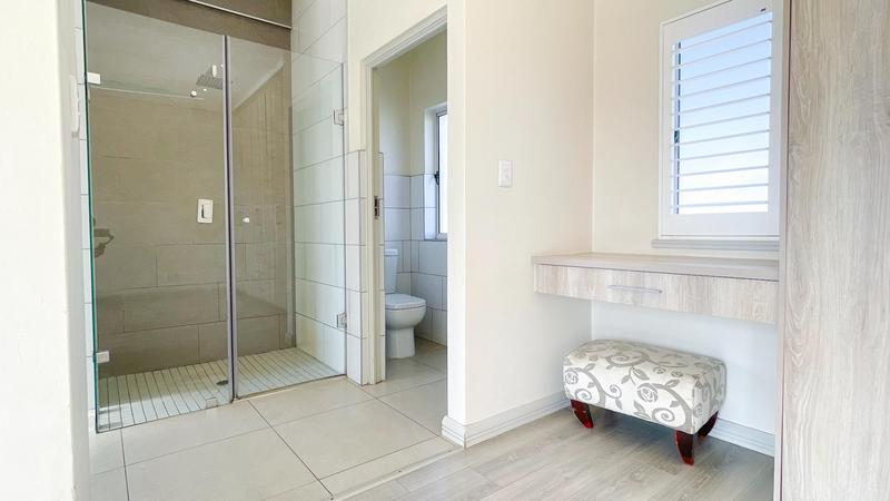 To Let 4 Bedroom Property for Rent in Midstream Estate Gauteng