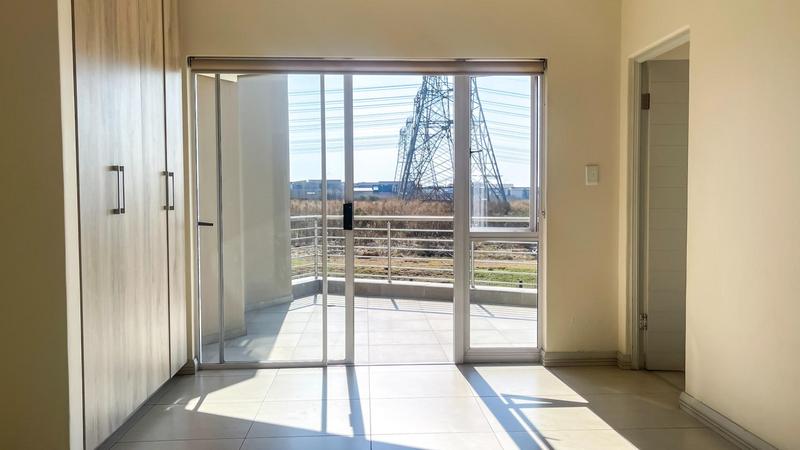 To Let 4 Bedroom Property for Rent in Midstream Estate Gauteng