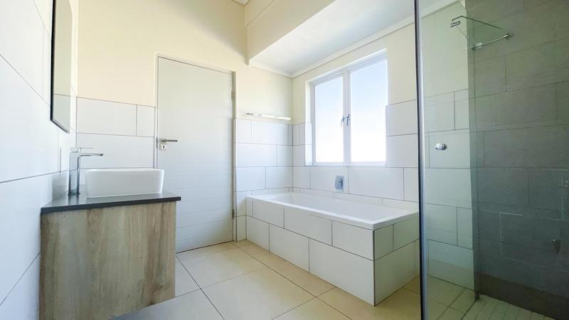 To Let 4 Bedroom Property for Rent in Midstream Estate Gauteng