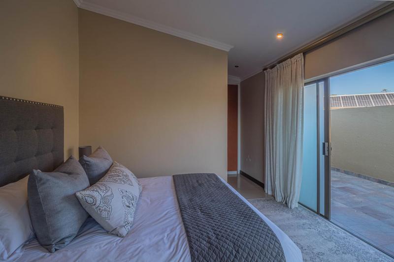 To Let 3 Bedroom Property for Rent in Midstream Estate Gauteng