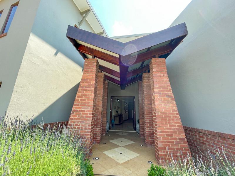 4 Bedroom Property for Sale in Midstream Estate Gauteng
