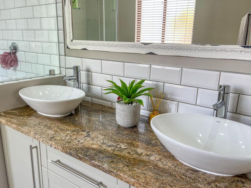 4 Bedroom Property for Sale in Midstream Estate Gauteng