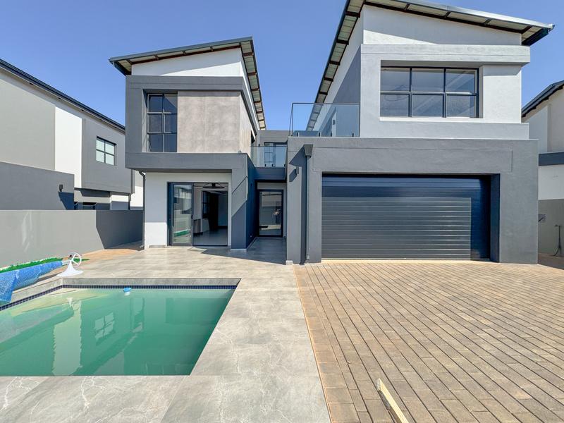4 Bedroom Property for Sale in Fountainbrook Estate Gauteng