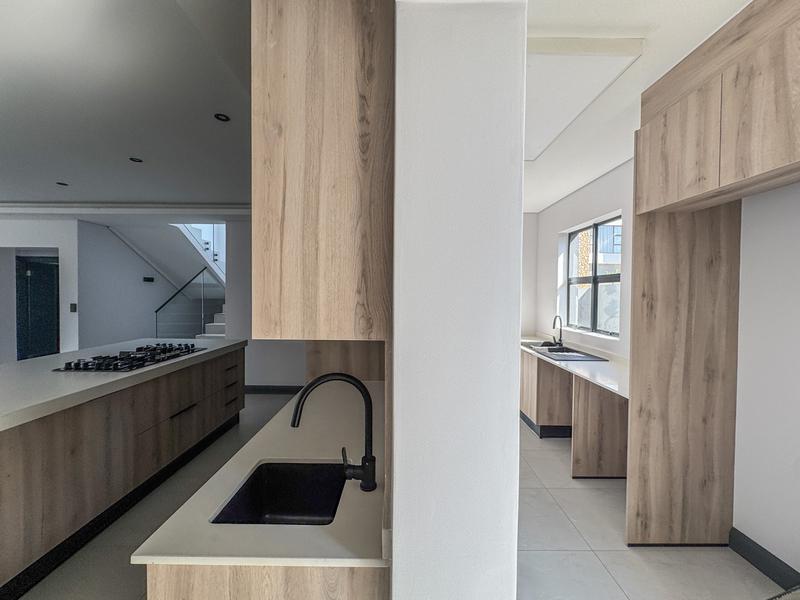 4 Bedroom Property for Sale in Fountainbrook Estate Gauteng