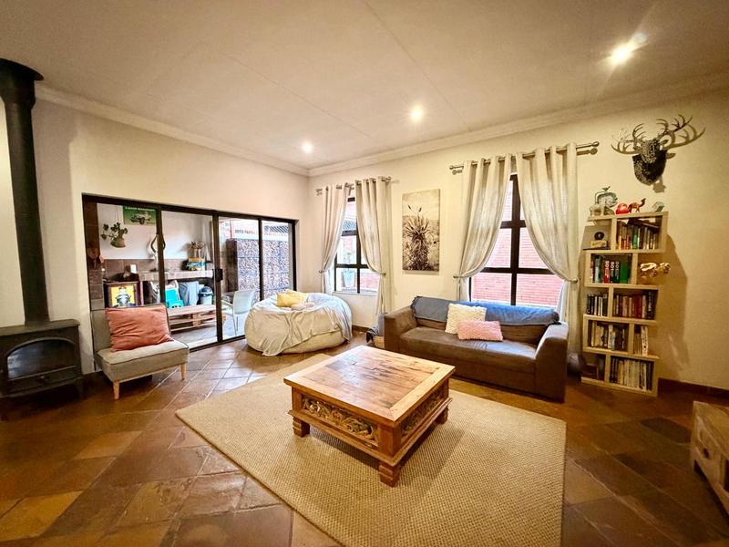 3 Bedroom Property for Sale in Equestria Gauteng