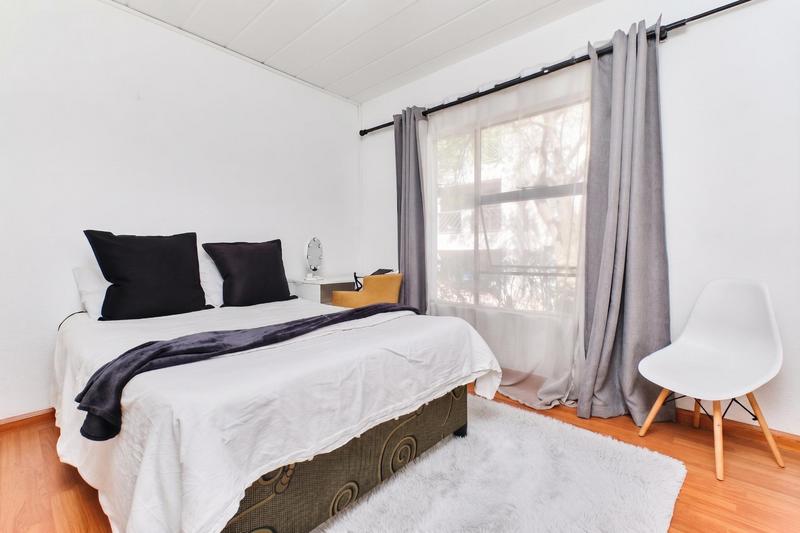 2 Bedroom Property for Sale in Morningside Gauteng