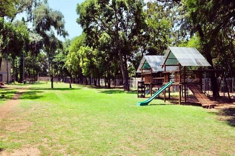 1 Bedroom Property for Sale in Norwood Gauteng