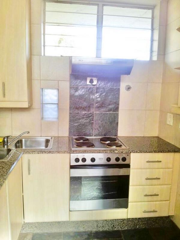 1 Bedroom Property for Sale in Norwood Gauteng