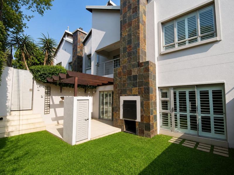 3 Bedroom Property for Sale in Bryanston East Gauteng